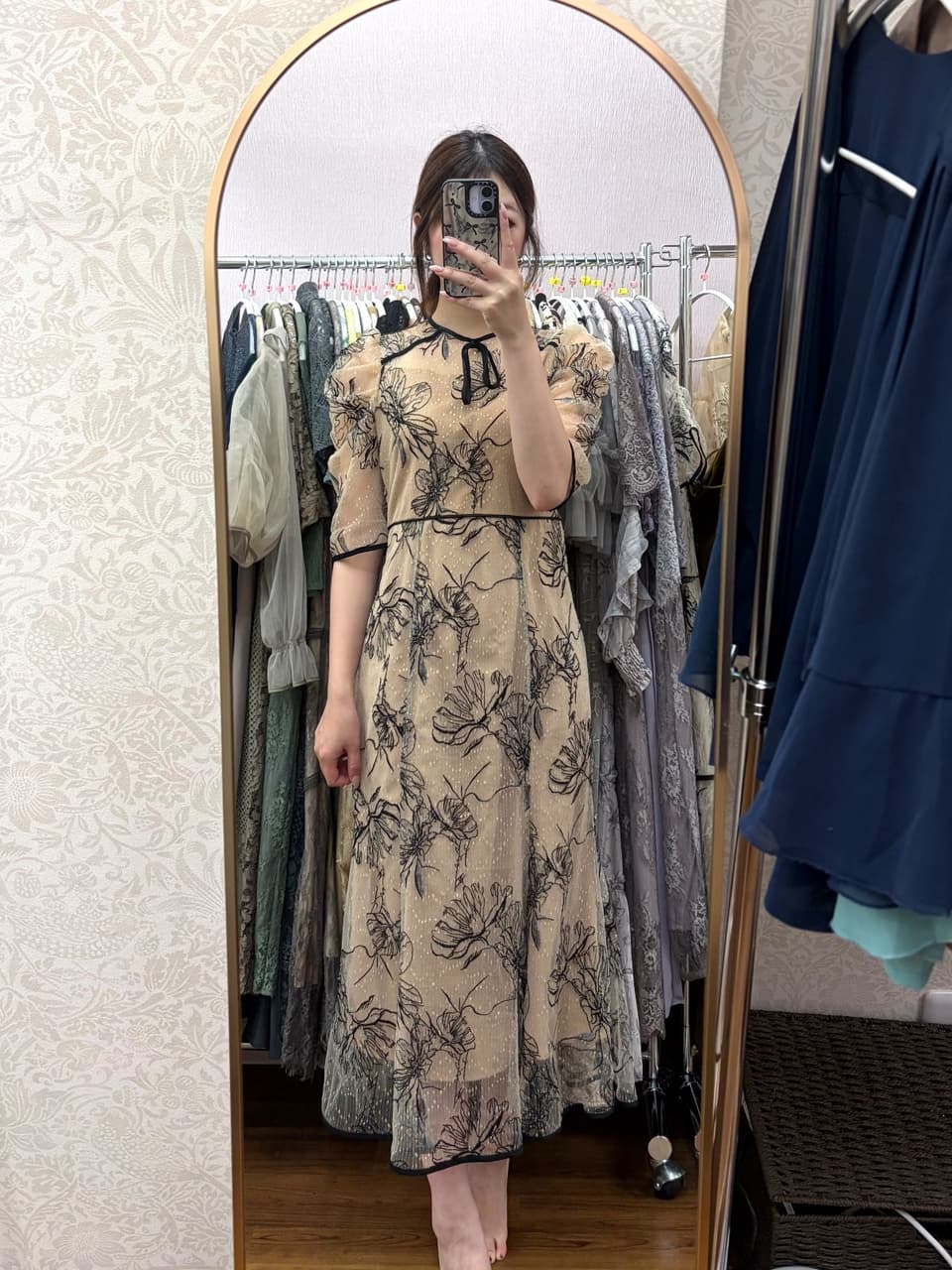 着用イメージ（首から下）