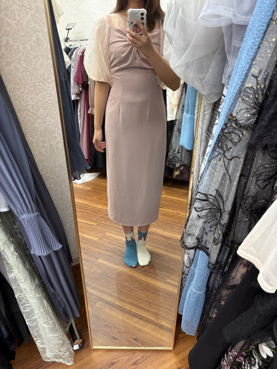 着用イメージ（首から下）