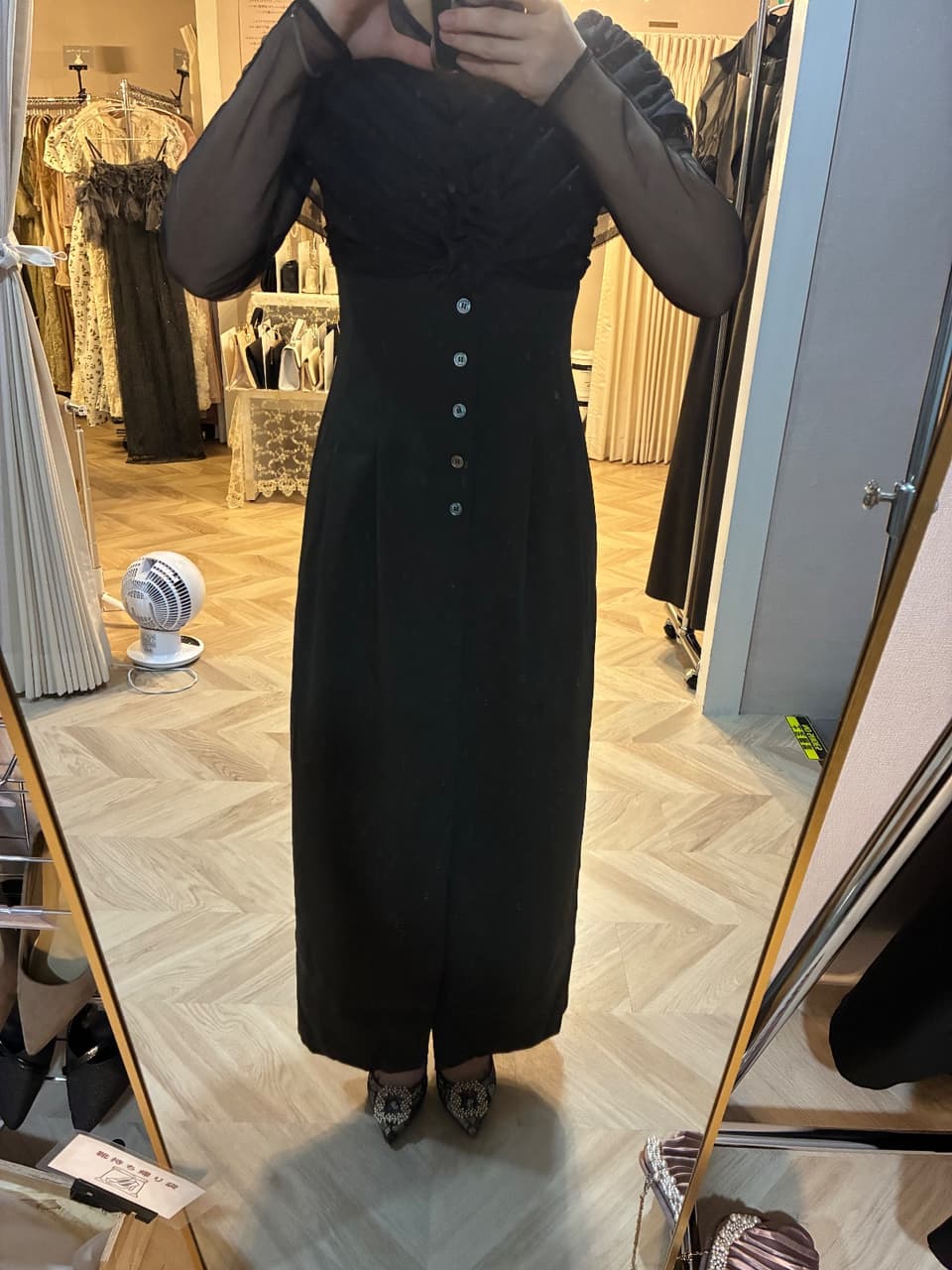 着用イメージ（首から下）