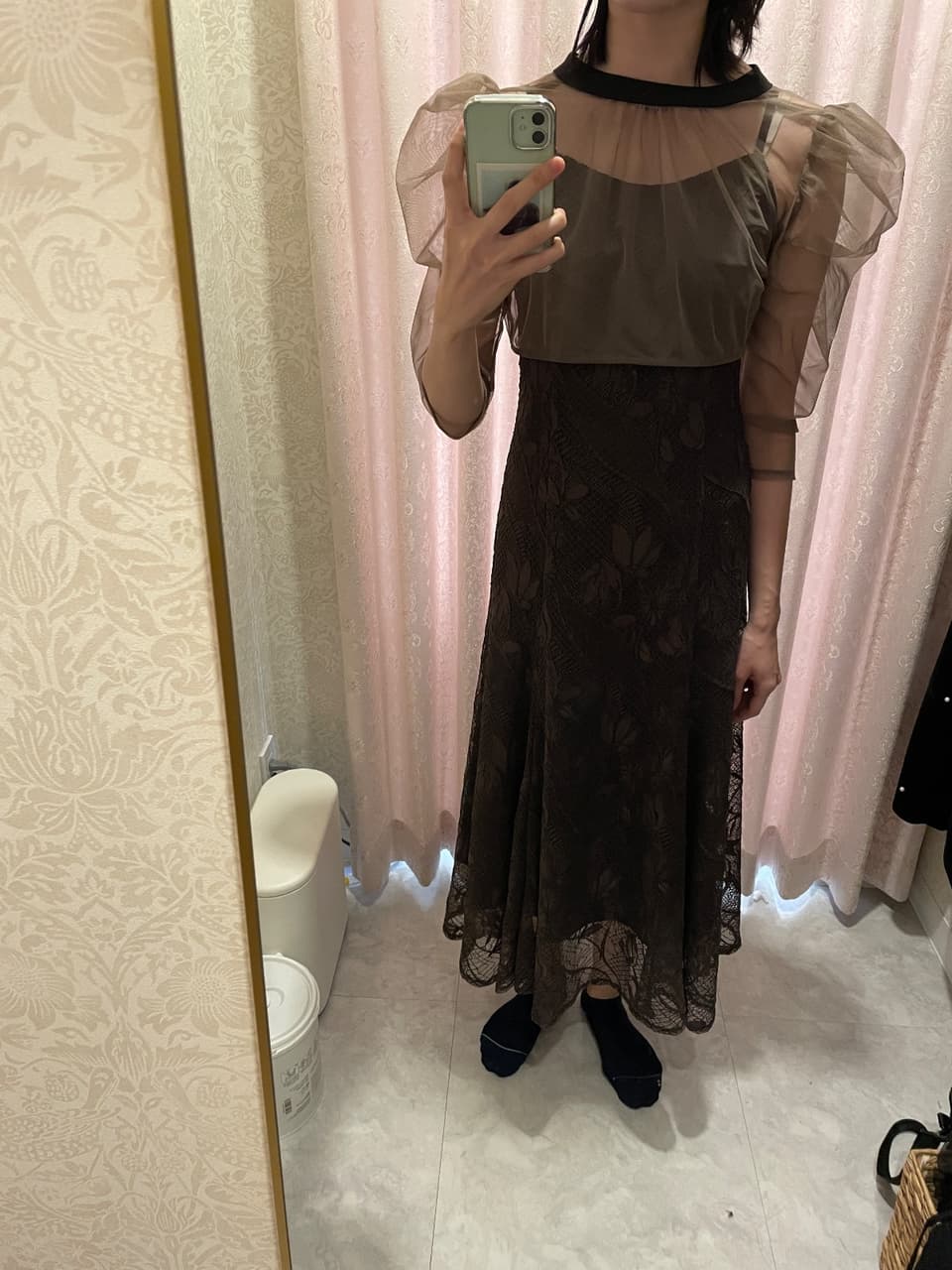 着用イメージ（首から下）