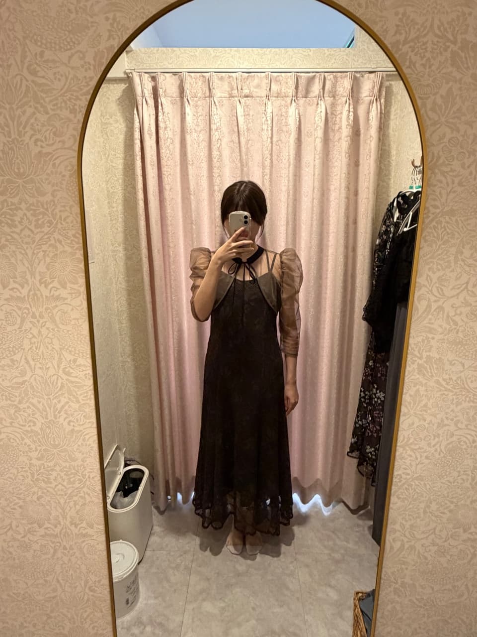 着用イメージ（首から下）