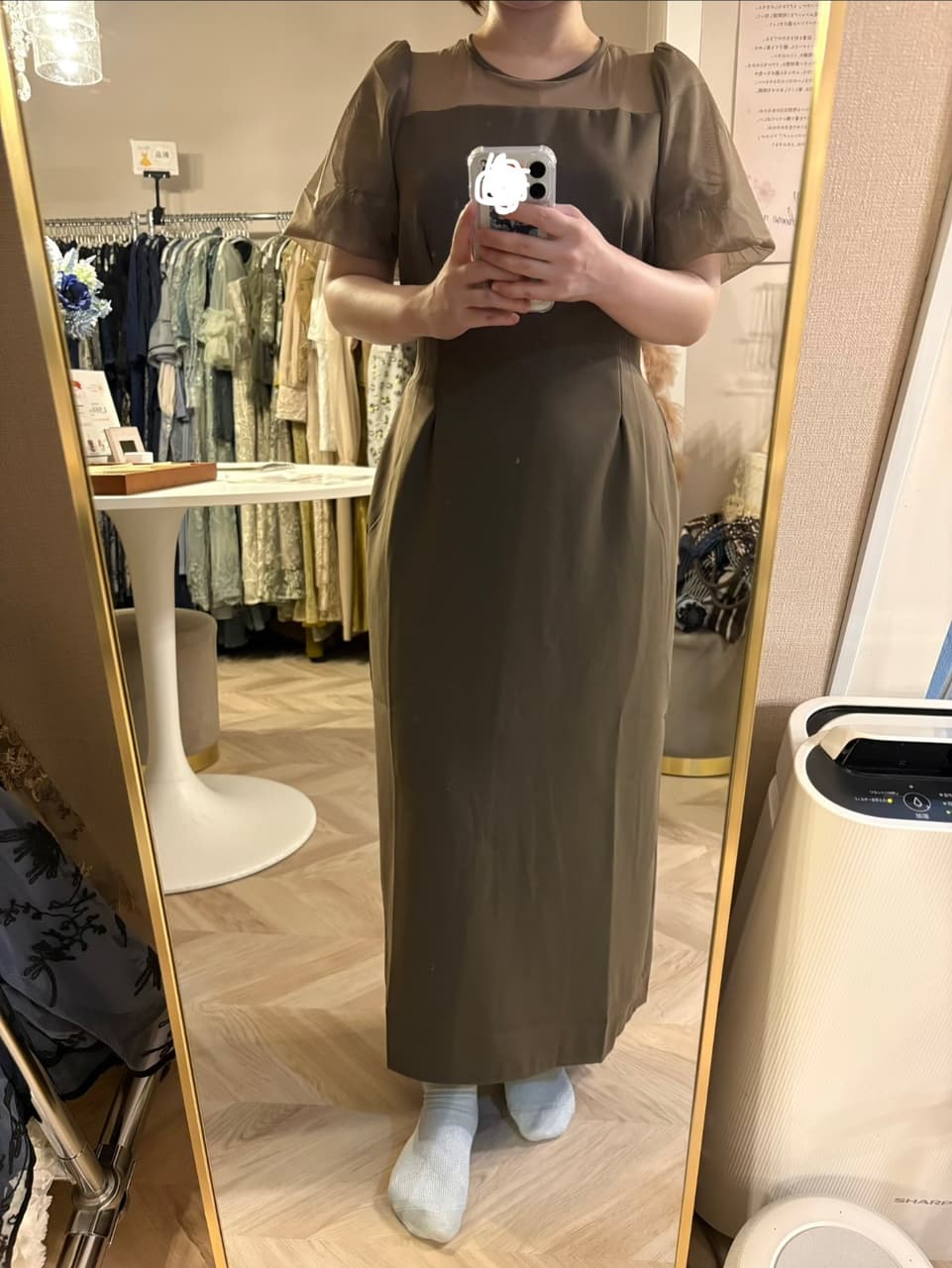 着用イメージ（首から下）